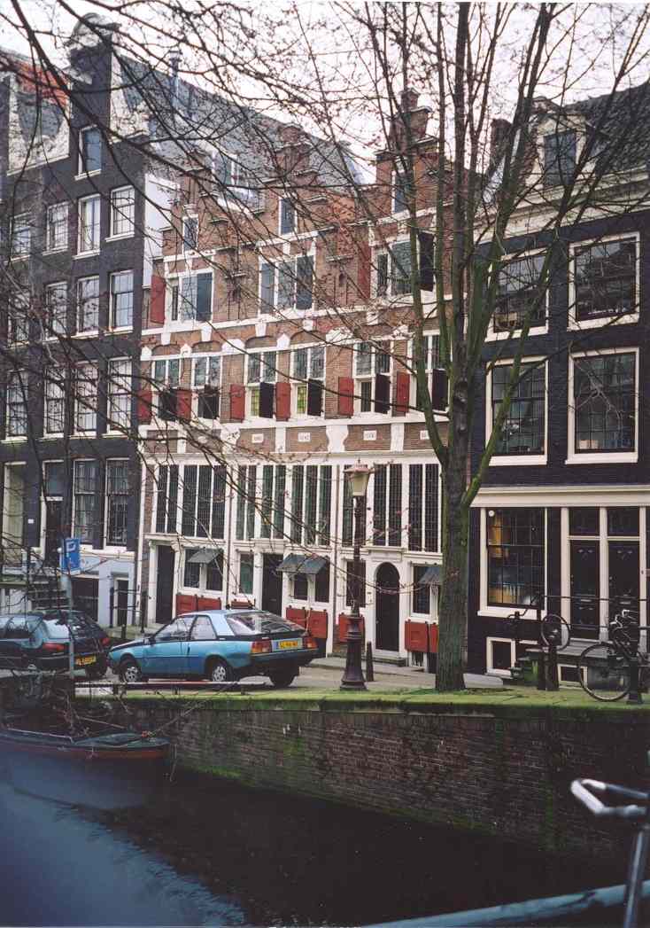 3 Stepped Gables built 1642