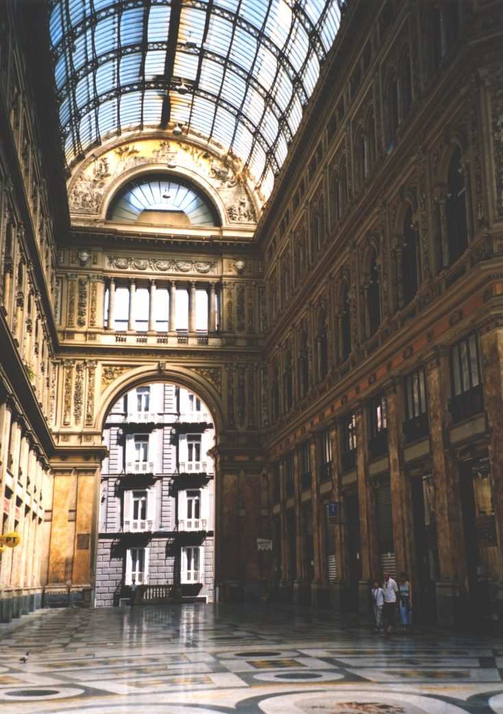 Galleria Umberto I, Naples