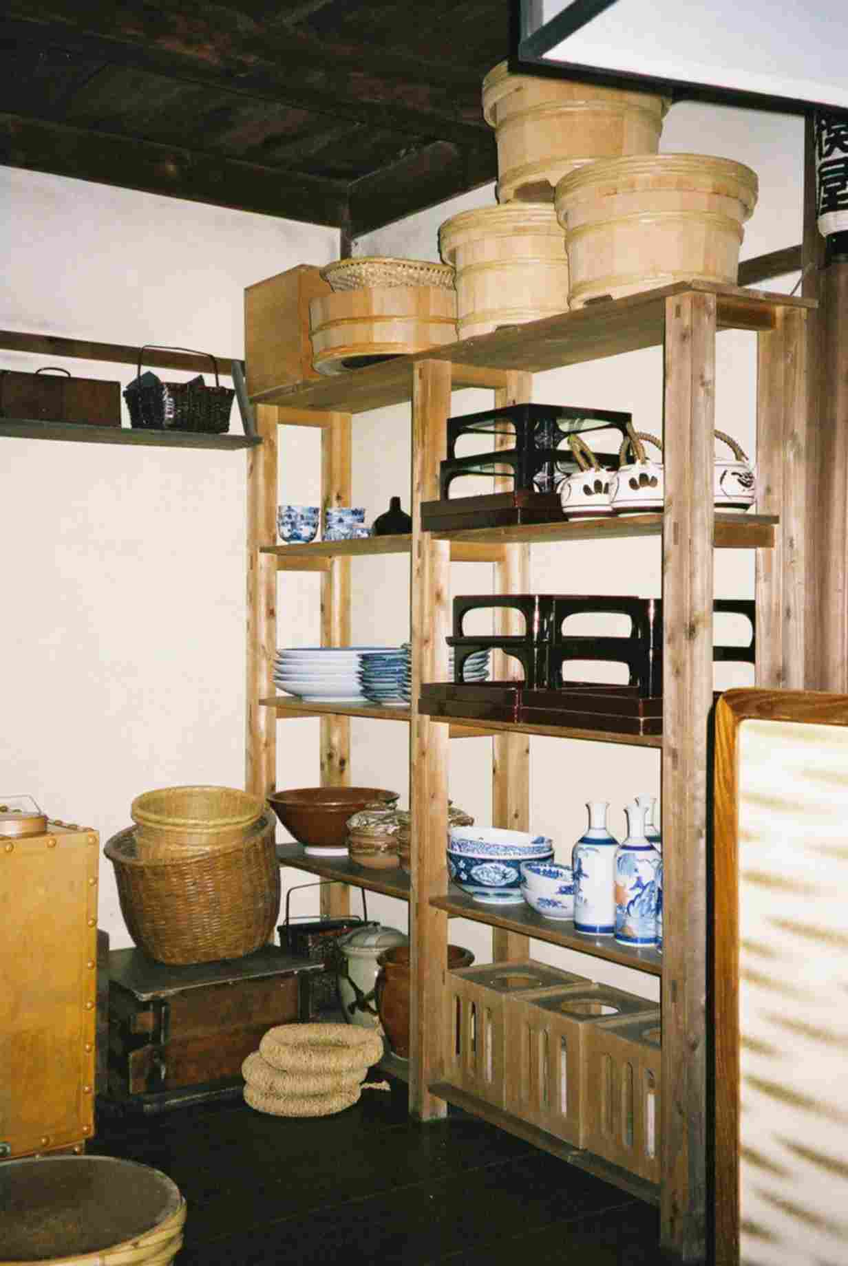 The inside of the household goods shop