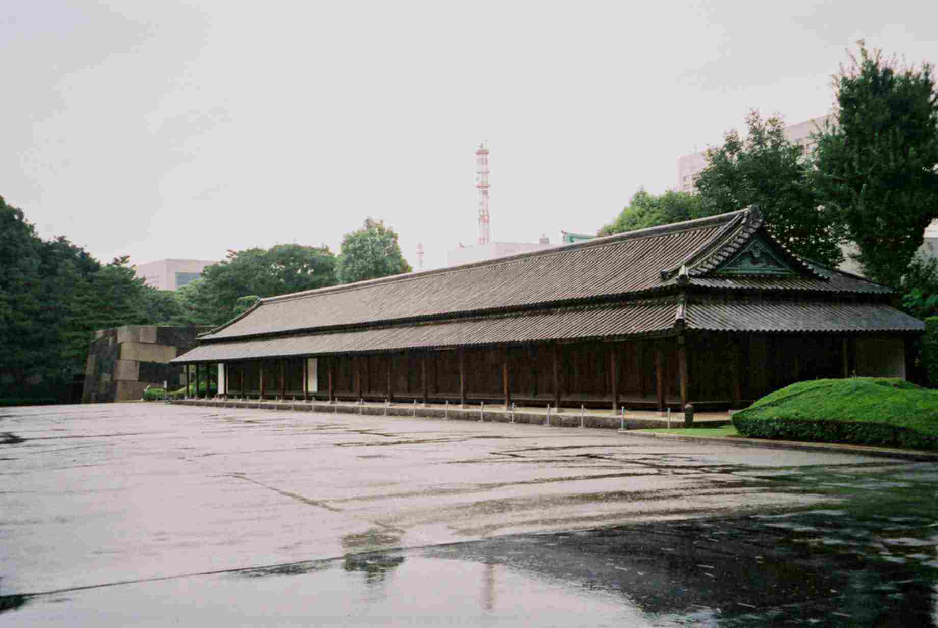 Ohtenakanomon Guard house