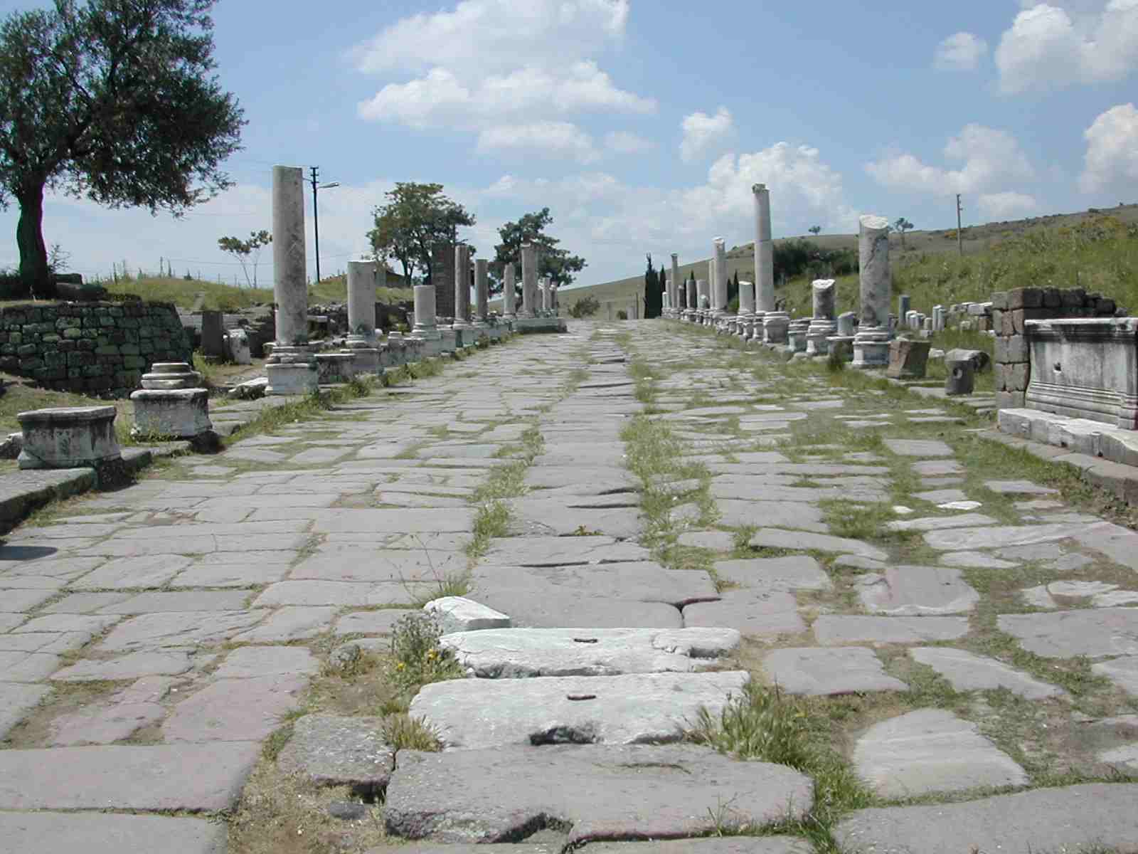 The Via Sacra from Pergamum to Asclepeium