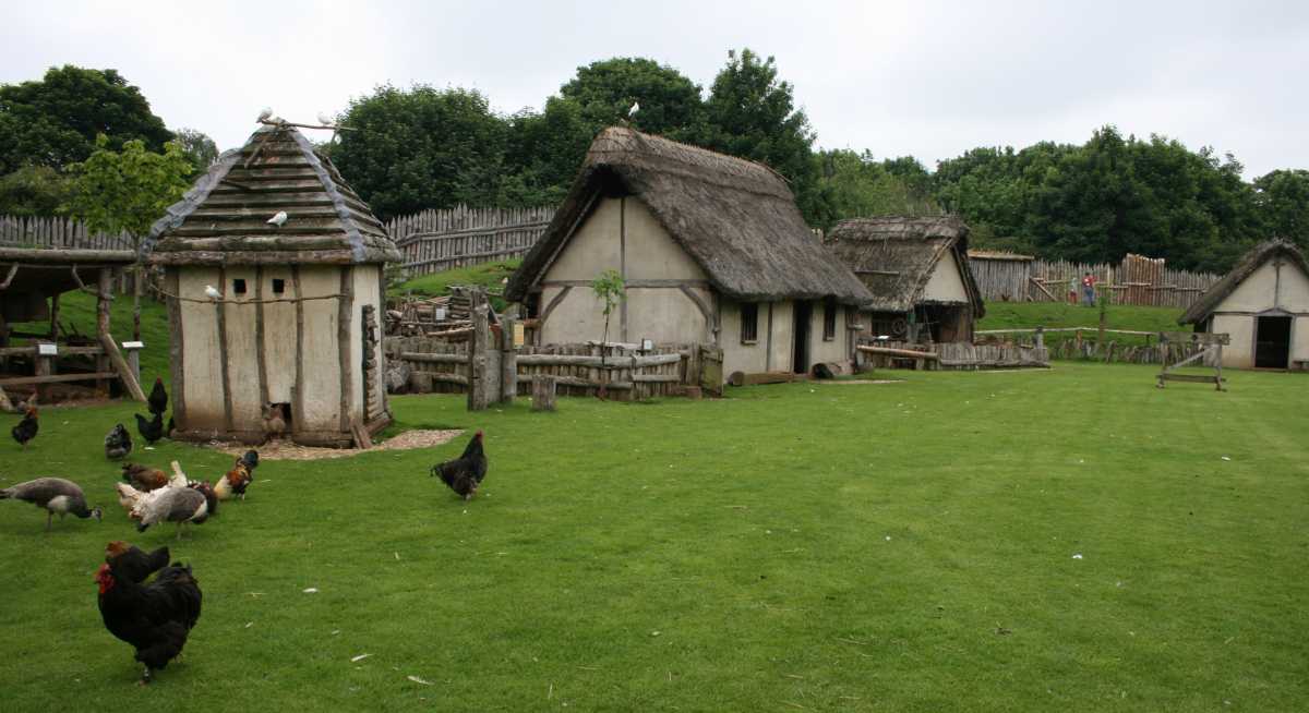 Mountfichet Norman Village