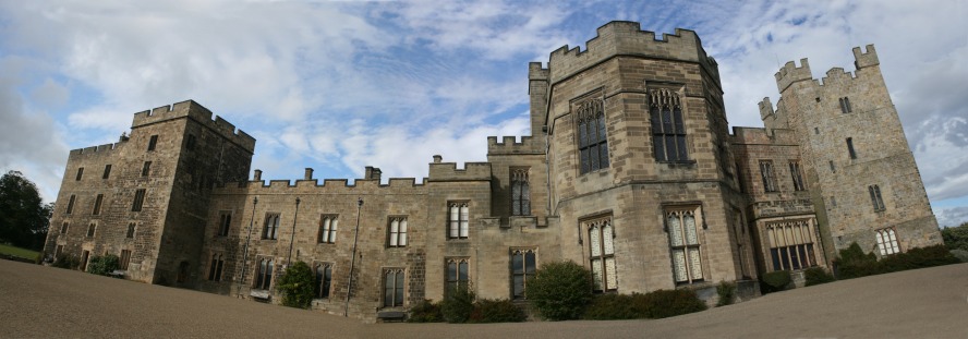 The house from the outer Courtyard