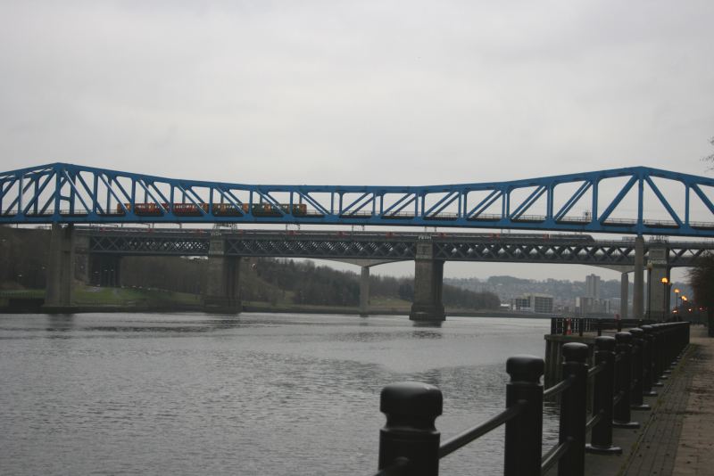 the Queen Elizabeth (Tyneside Metro) Bridge and the King Edward Rail Bridge