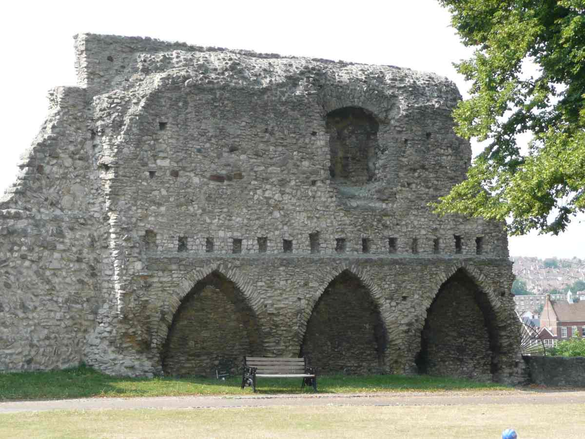 The Bailey Wall, Rochester Castle