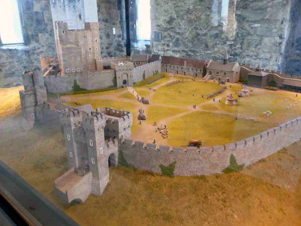 Model of Rochester Castle