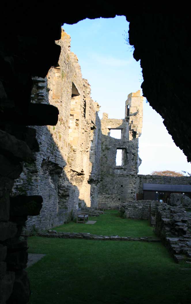 Middleham Castle