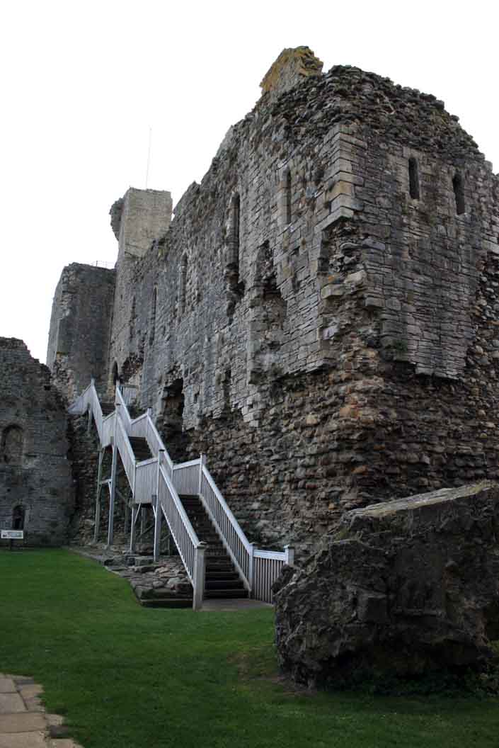 Middleham Castle