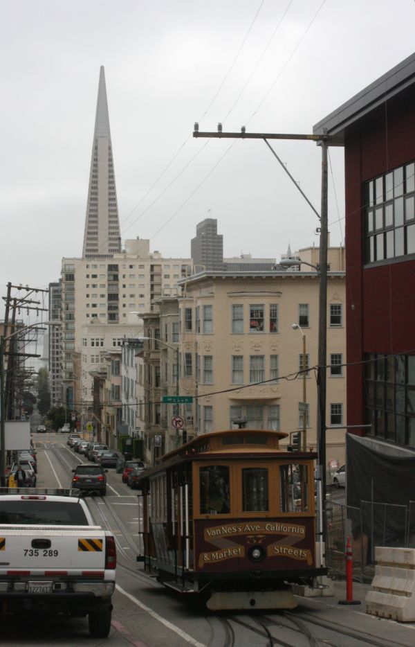 Van Ness Ave .. California & Market