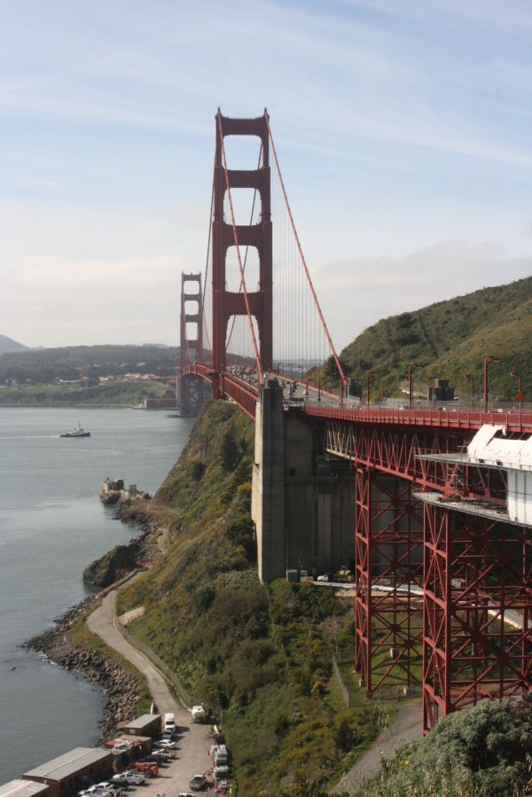 Golden Gate Bridge